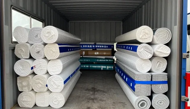 防水材料在不同施工条件下的性能表现与应对策略